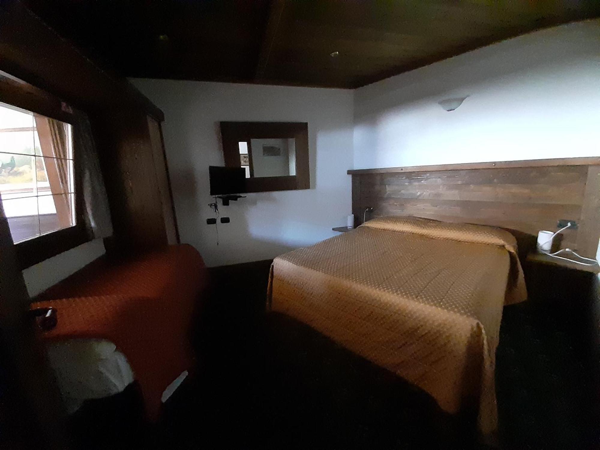 Chalet Garden Livigno Kamer foto